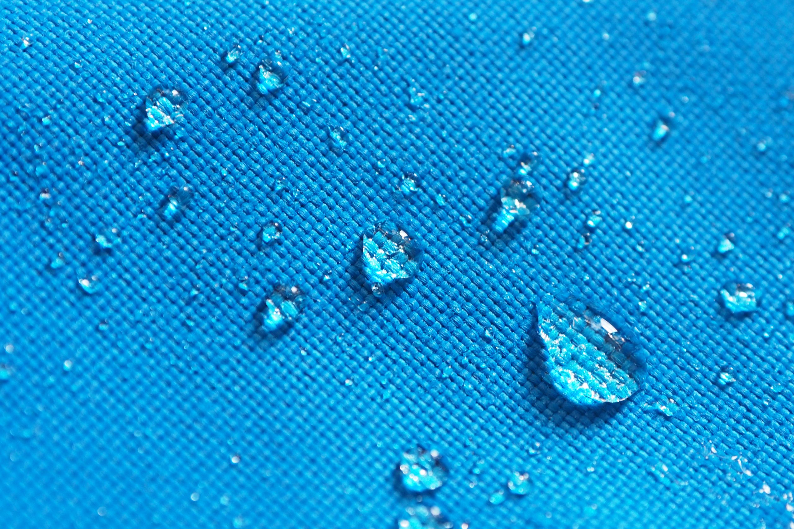 RESISTENCIA AL AGUA